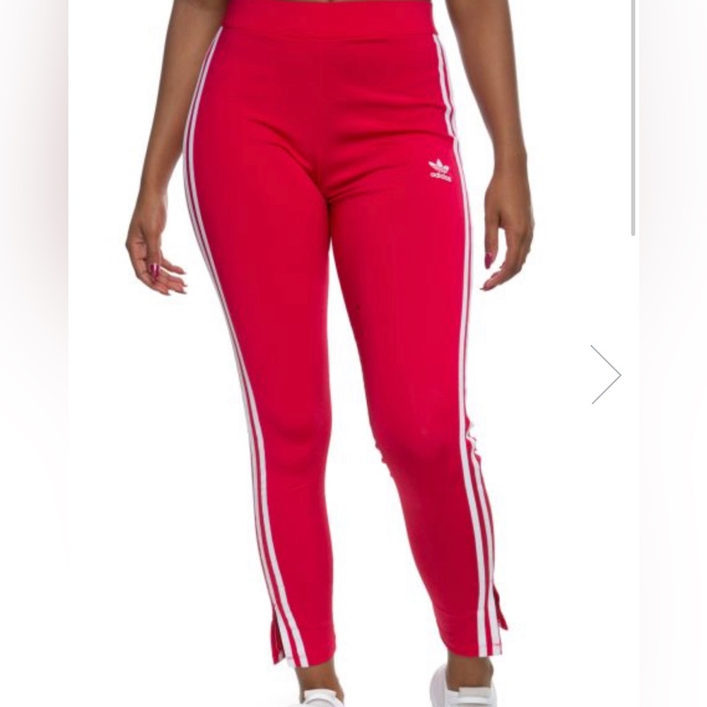 NWT, Adidas
Superstar Tights
Women – Pink